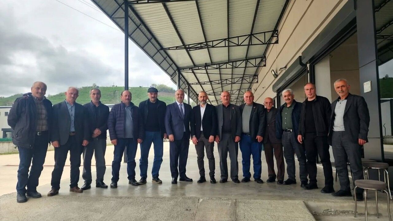 Bulancak ve Pirazizli Muhtarlar Taleplerini AK Parti İl Başkanı Yılmaz’a İletti 