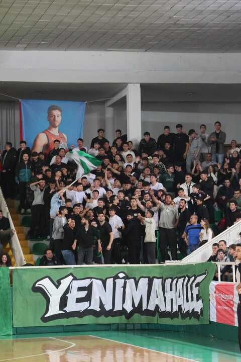 Kerasusspor’dan Alkışlarla Veda