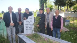 Ünlü Şair Ahmet Kaçar, Mezarı Başında Anıldı